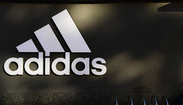 阿迪達斯一季度大中華區(qū)市場同比下滑35%，已調(diào)低未來收入預期