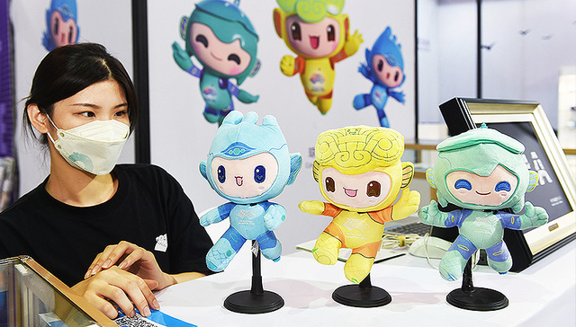 【图集】杭州亚运会延期，吉祥物热度不减