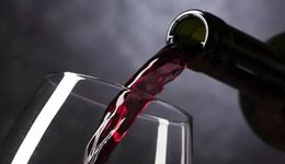 线上“微光”  能否照亮国产葡萄酒前行路