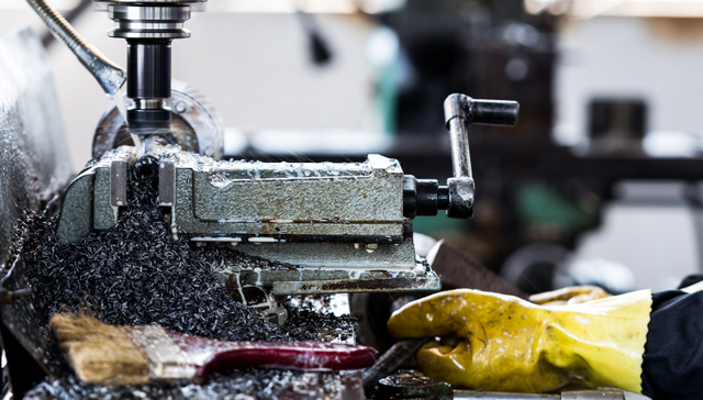 工业母机概念股大涨，华东重机斩获六个涨停板