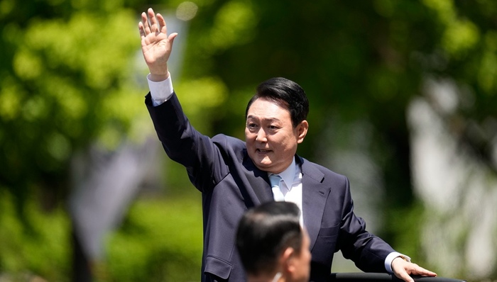 尹锡悦,韩国总统,朴槿惠,文在寅