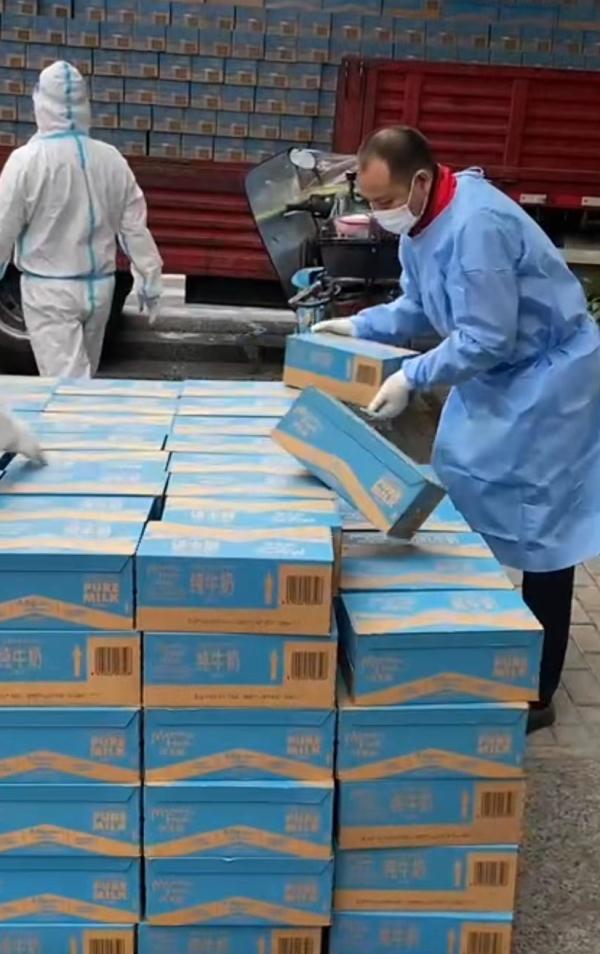 这位退伍“老班长”,为啥强调自己是“自愿者”