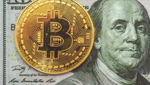 受多个国家利率上调影响，比特币跌破历史高点54%