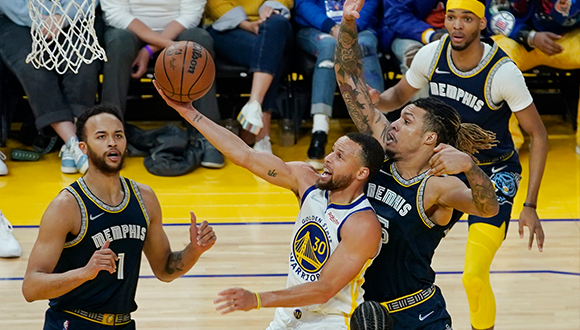 勇士惨败最多落后55分，“无莫熊”创造多项纪录