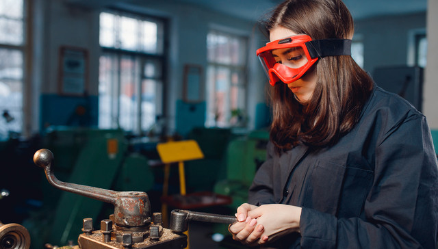 【专访】联想集团副总裁李祥林：高技能、复合型的紫领人才缺口巨大