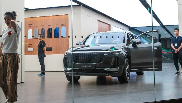 Li Auto ‘adjusts’ graduates’ contracts amid mass layoff