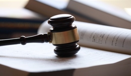 收到中签新股短信却遭营业部否认！股民痛失“大肉签”，光大证券被判承担七成损失丨局外人