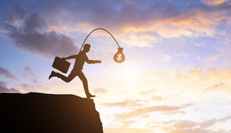 10个月三换董事长，内斗愈演愈烈，巨亏后*ST中昌还有救吗？