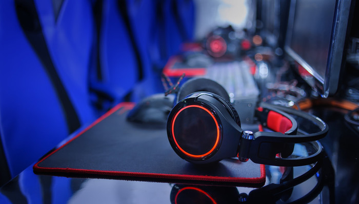 因比赛双方延迟出现差异，RNG参与的三场比赛将进行重赛