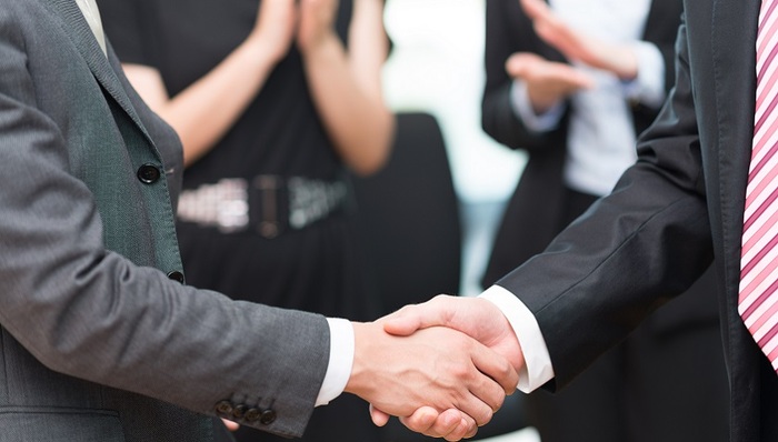 与卫宁健康联手未果后，创业慧康获飞利浦12.25亿入股