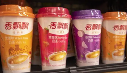 冲向”地球外的香飘飘，“飘回”大气层