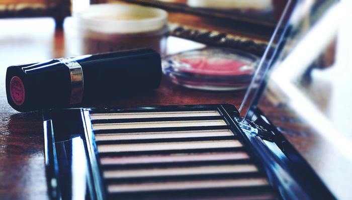 零售额,美妆,线上渠道