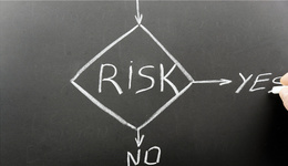 三年亏逾21亿、财务数据持续恶化，景峰医药陷债务危机