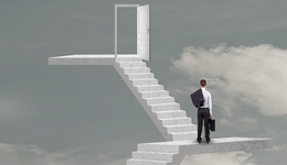 干了17年职业经理人，我决定创业卖酒