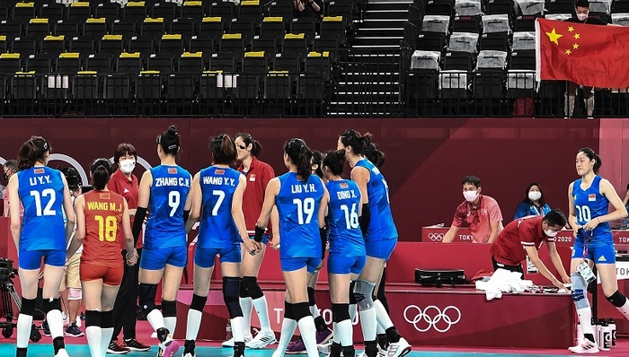 中国女排新主帅、新阵容、新队长，即将出征世界联赛