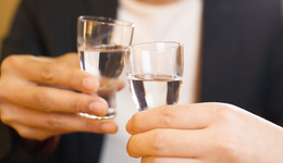 11年上市路，首都酒业走不下去了