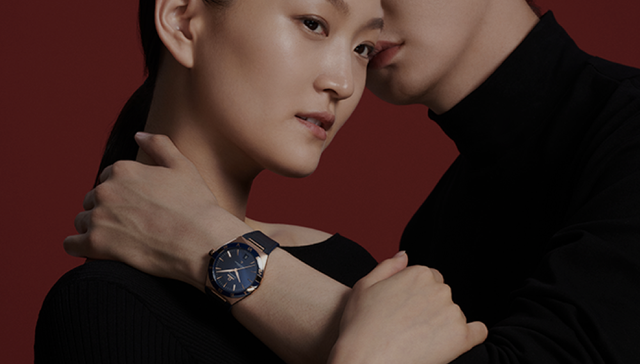 欧米茄演绎星座情侣腕表，Swatch爱心设计传递乐趣｜当周腕表