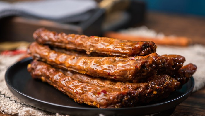 绝味食品,周黑鸭,煌上煌,餐饮,消费