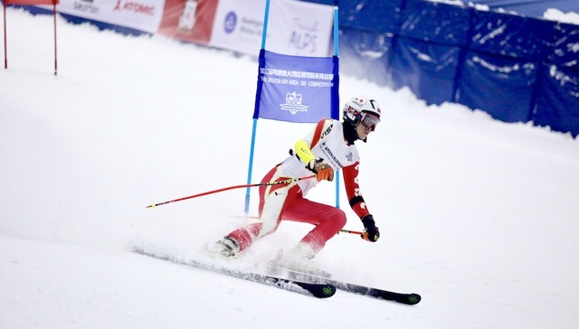 热雪奇迹全国滑雪赛事揭幕，成都首战开赛在即