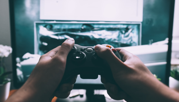 虎牙,斗鱼,游戏直播,业绩,用户增长