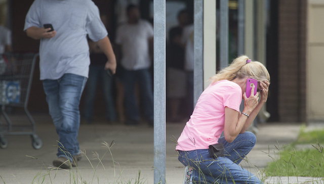 美国毕业季悲剧频发，得州小学枪击致18名儿童遇害