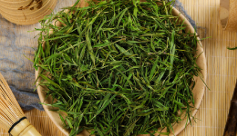 竹叶青：“茶中立顿”？“茶中茅台”？