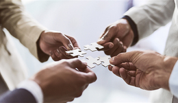 继续押注新冠药，华润双鹤拟1.4亿元获美新冠口服药相关权益，股价今年已翻倍