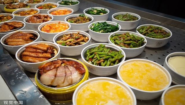 财说 | 争夺中式快餐第一股？老乡鸡的商业模式之困