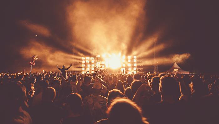 罗大佑孙燕姿刷屏背后，字节和腾讯又开始抢流量了