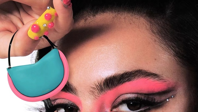 JW Anderson撞色设计天马行空，爱马仕粉红系列柔彩如丝｜是日美好事物