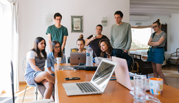 管培生走下神坛，“高管捷径”不通了？