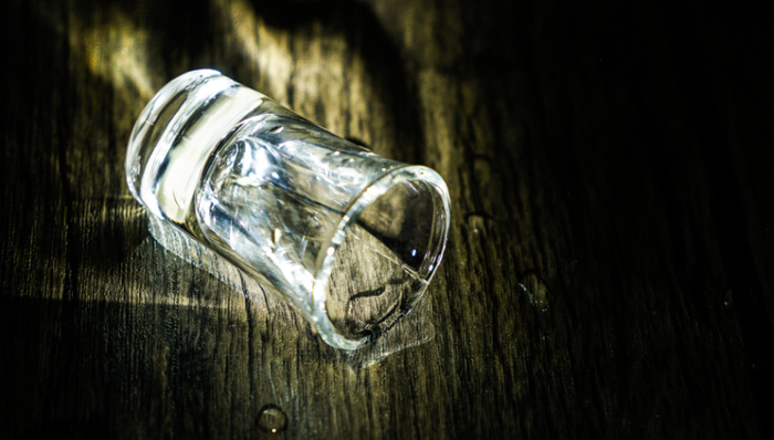 股权转让,贴牌酒