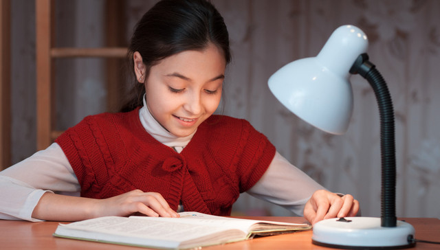 去年教辅类图书在中小学图书市场占比过半