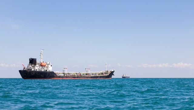 欧盟达成对俄“禁油令”，年底前停止九成进口