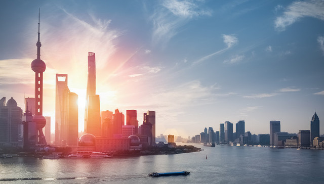 上海疫情，复工复产,全面恢复,解封,发布会,公共交通,地铁,公交,轮渡,医院,返岗