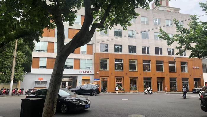 上海最具代表性的网红街区，用鲜花与艺术重新迎客