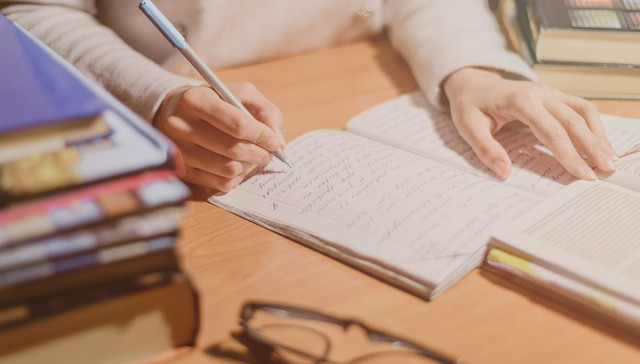 同比扭亏为盈，尚德机构一季度赚了1.79亿元