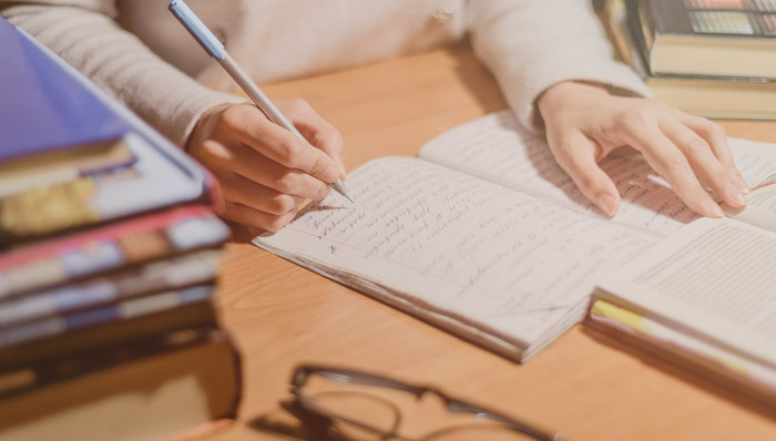 同比扭亏为盈，尚德机构一季度赚了1.79亿元