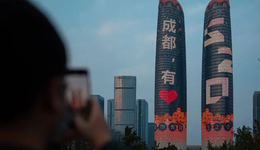 離開一線的年輕人，“卷”在二線