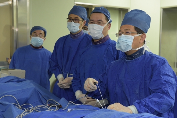 比癌症更可怕的脑卒中，如何用一小时手术解决？