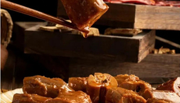 绝味食品：卤味“顶流”的成长焦虑