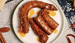 股价腰斩的绝味食品，鸭脖子不香了？