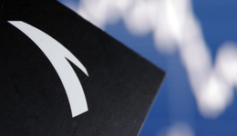 一年花了61亿，安踏为什么这么爱营销？