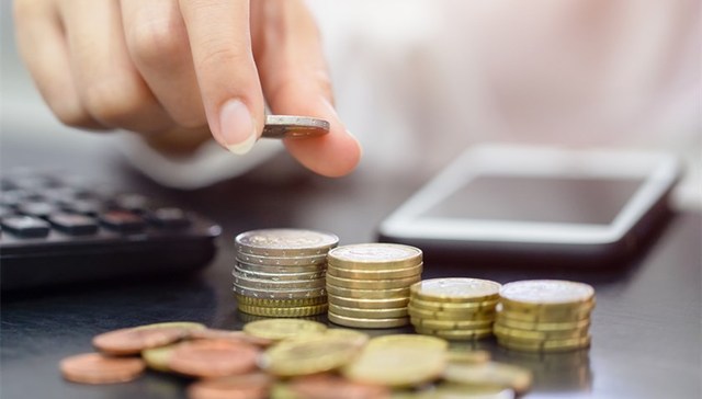 直通部委 | 两部门：受疫情影响困难群众可发救助金 人社部：去年城镇新增就业1269万人