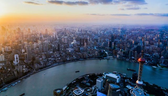 上海疫情，疫情防护，复工复产,发布会,宝山,静安,浦东,新增,中风险地区,返校,学生,核酸检测,采样