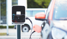 比亚迪超越宁德时代，一步之遥？