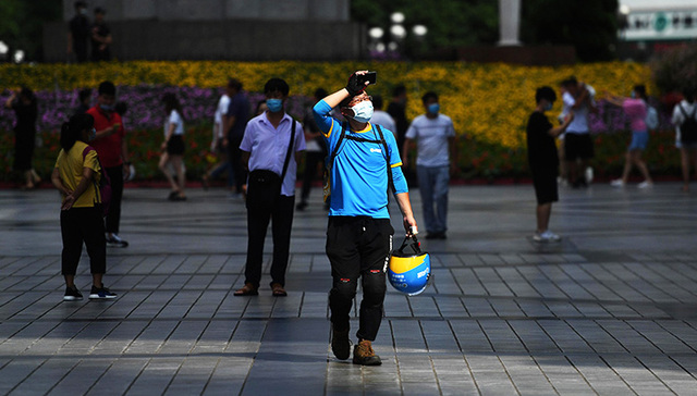 【图集】马斯克宣布裁员，零工经济再受关注：镜头下的国人“零工”