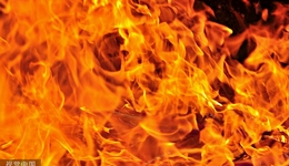 杭州臨平火災(zāi)搜救出5名傷員，目擊者：事發(fā)地日?？土髁枯^大