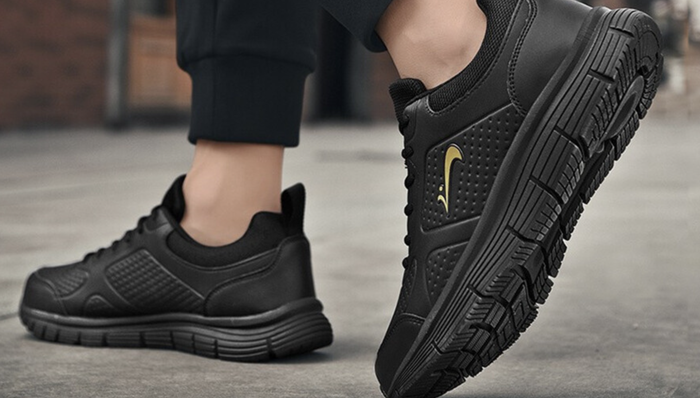 贵人鸟,财报,投资,股权拍卖,李宁