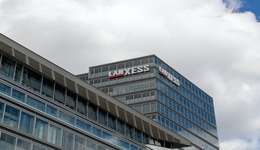 朗盛重组工程材料板块，业务重心将远离汽车领域